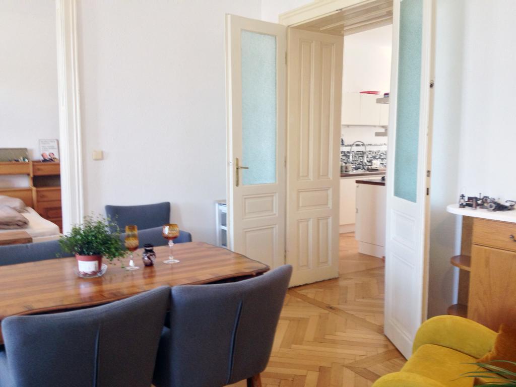 Ferienwohnung Big Vintage Style Flat Near Schönbrunn Wien Exterior foto